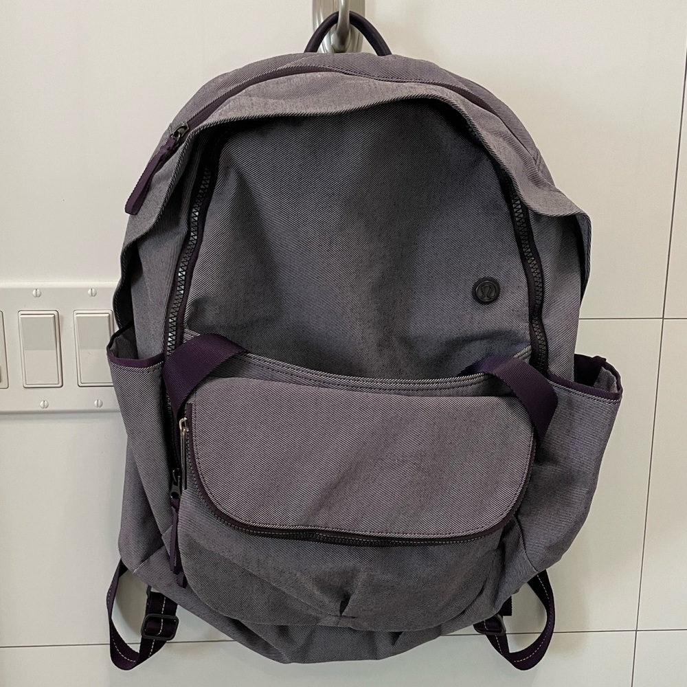 Lululemon Backpack with Detachable Crossbody Bag